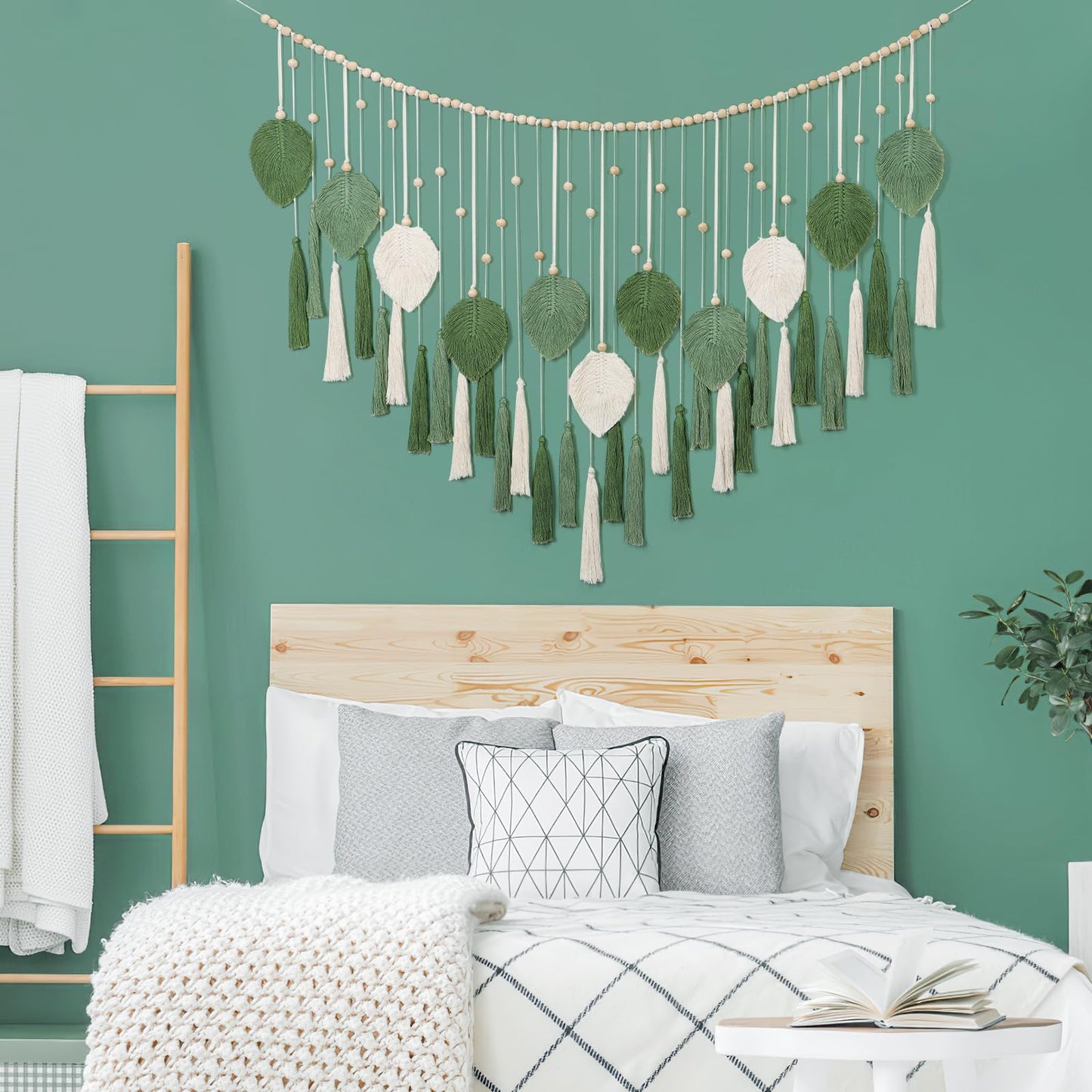 Dremisland Macrame Wall Hanging Large Boho Woven Tapestry Macrame Tassel Bead Art Cotton Rope Bohemian Wall Decor for Bedroom Living Room Apartment Backdrop