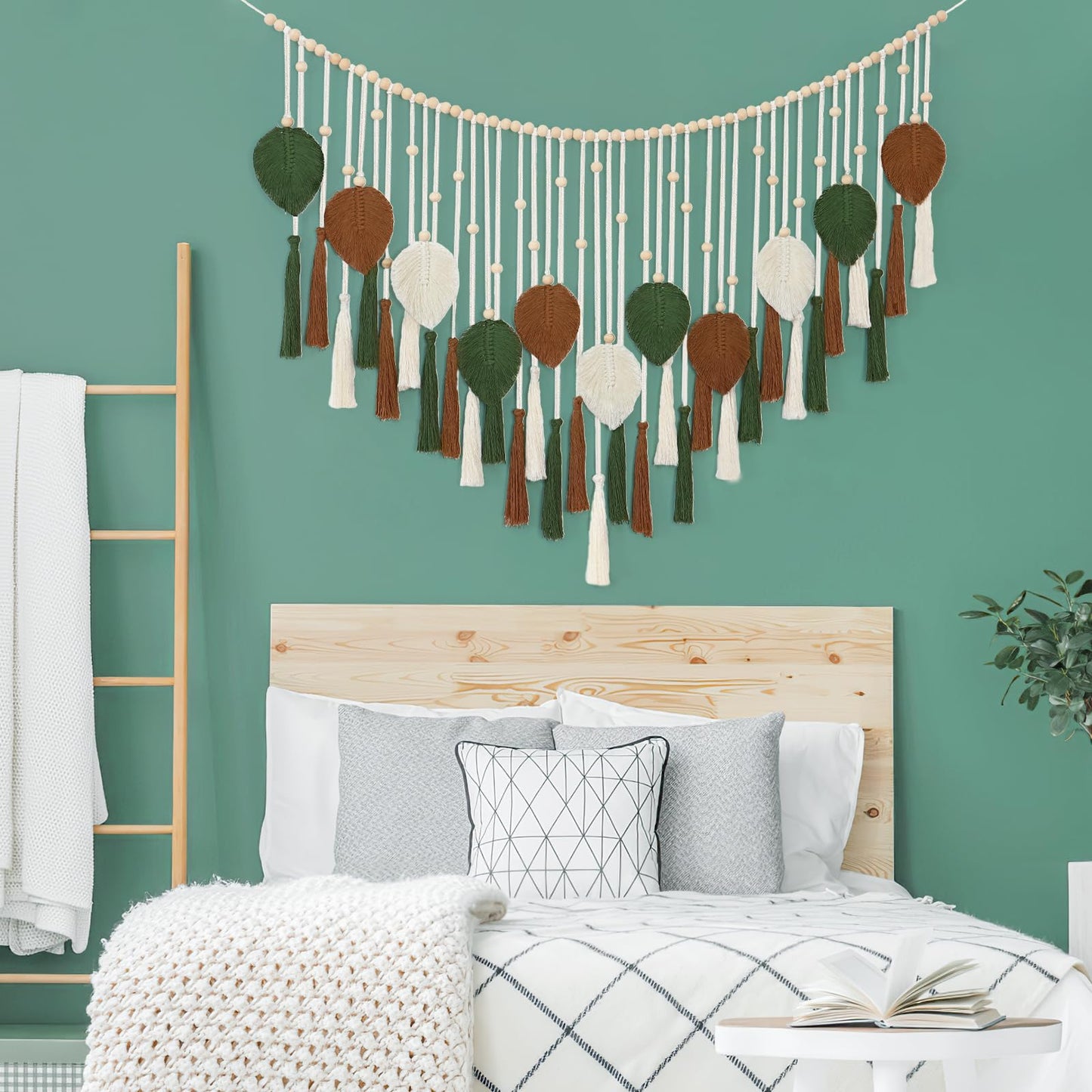 Dremisland Macrame Wall Hanging Large Boho Woven Tapestry Macrame Tassel Bead Art Cotton Rope Bohemian Wall Decor for Bedroom Living Room Apartment Backdrop